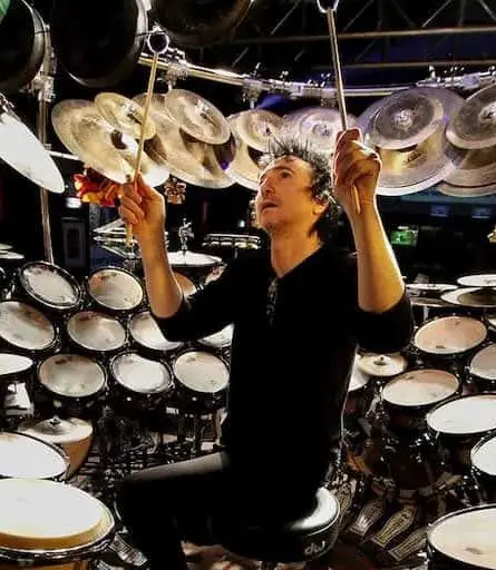 How-To-Learn-To-Play-Drums-For-Beginners-e1572373309326